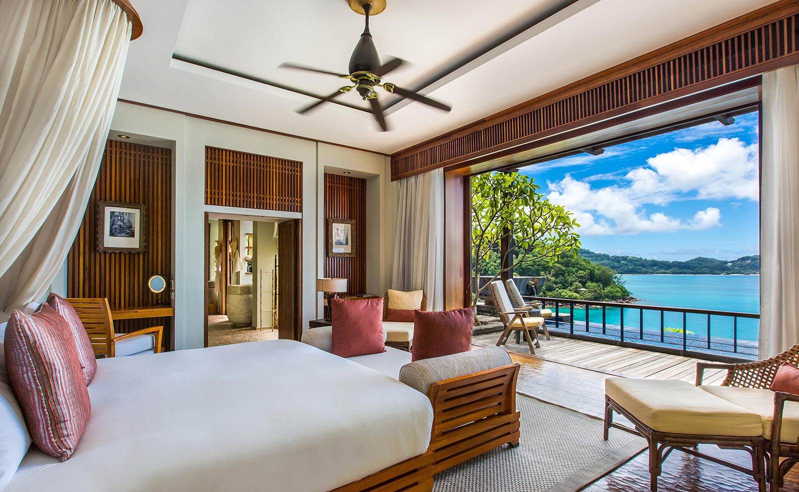 Maia Luxury Resort