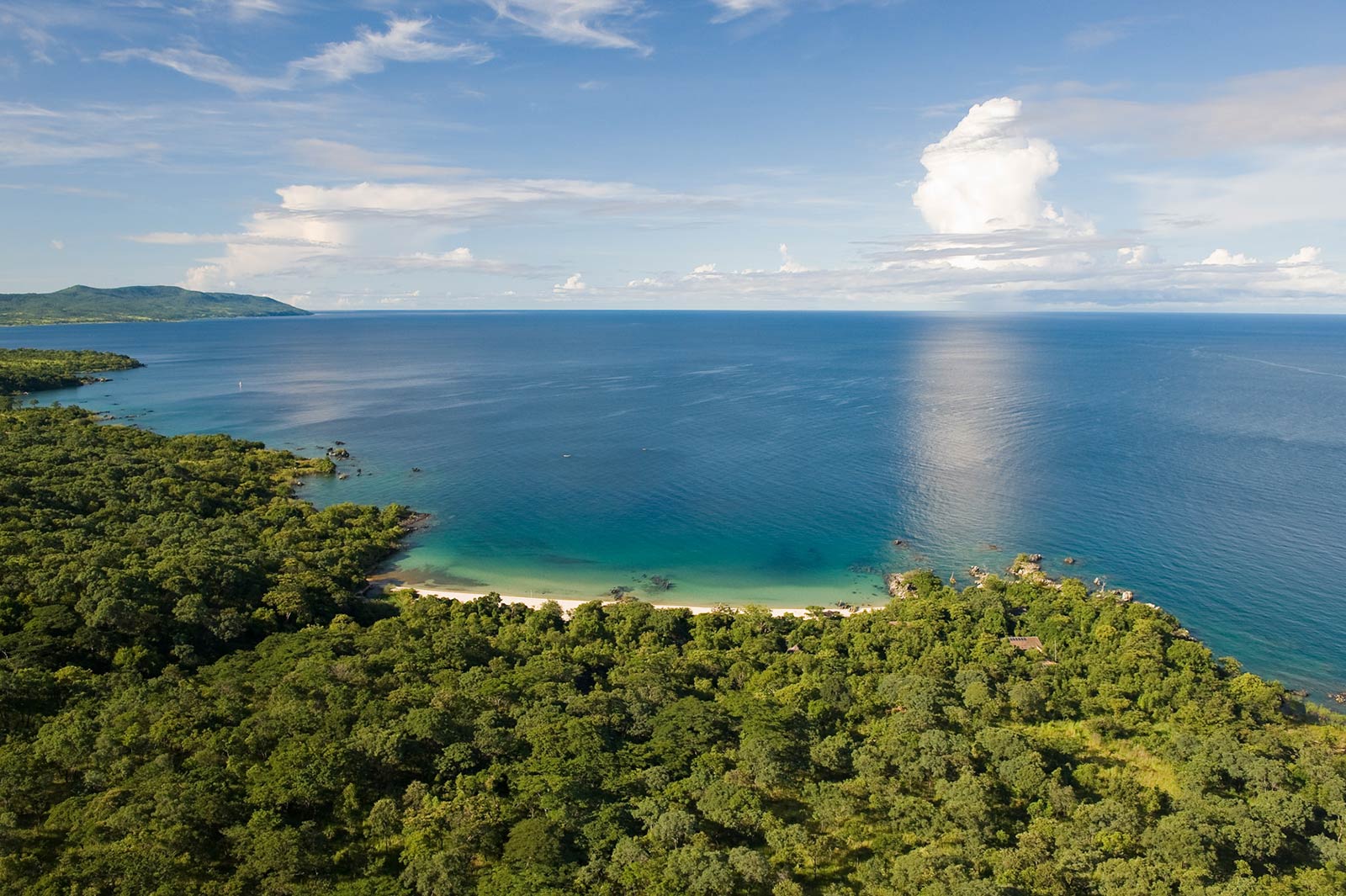 Lago Niassa Dana Allen Aerial
