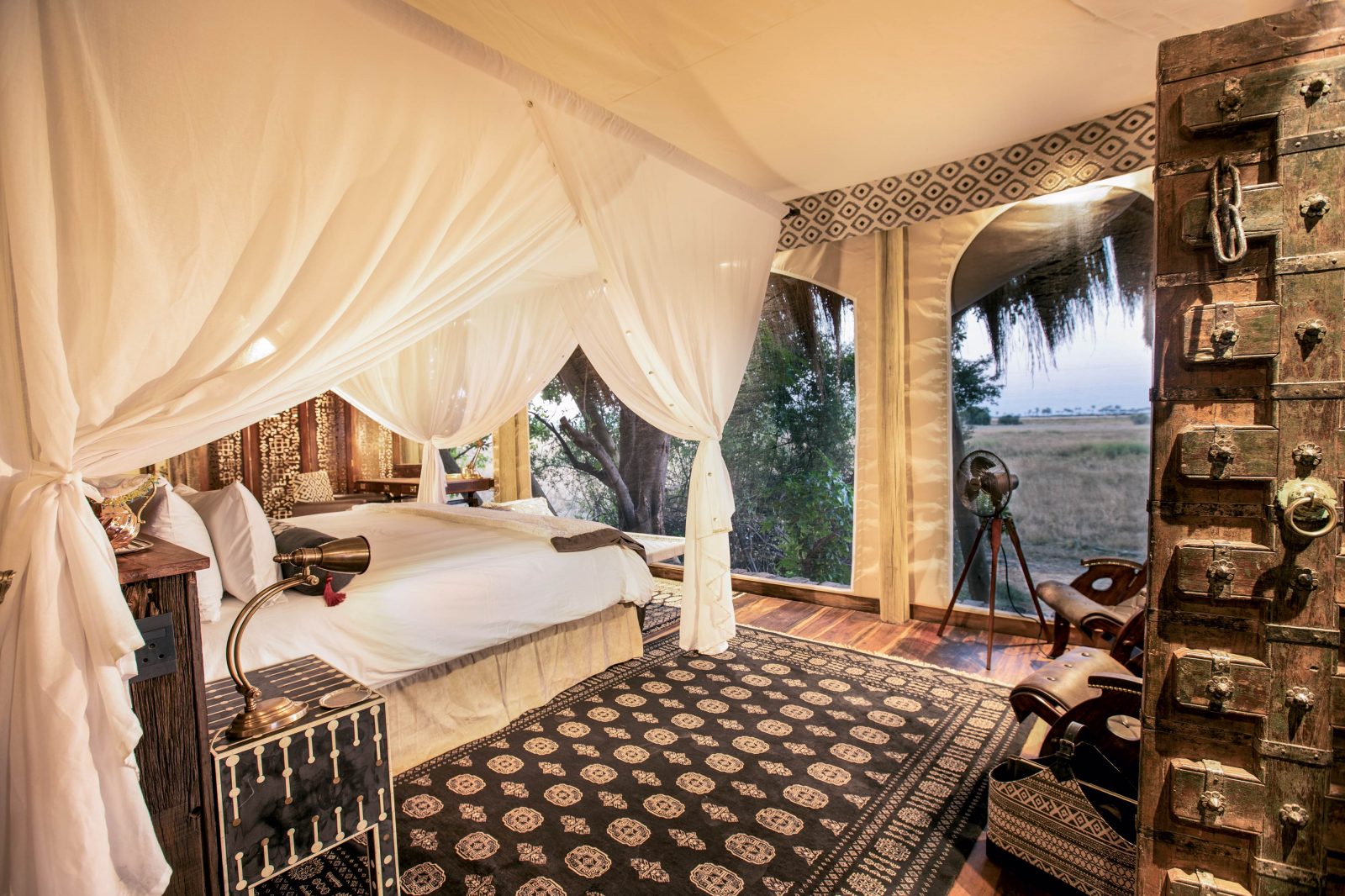 Selinda Camp Great Plains Conservation