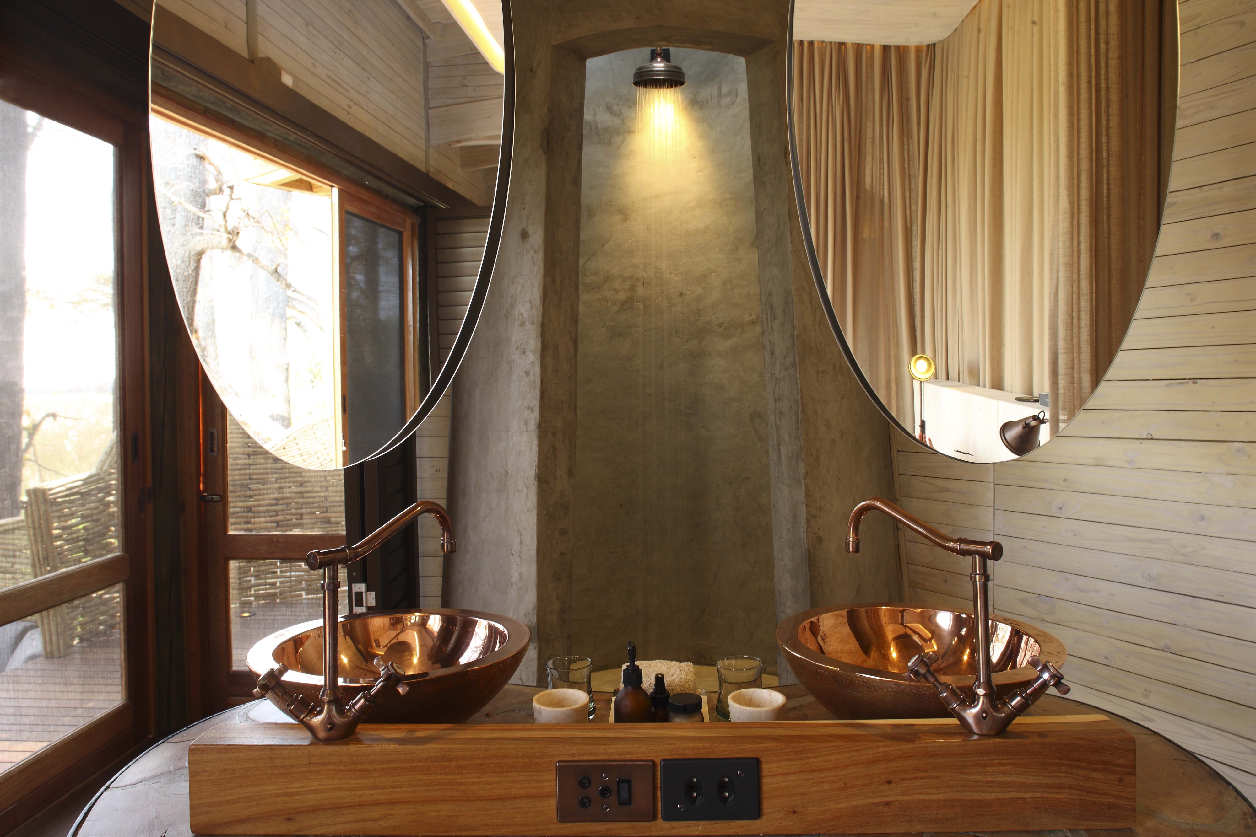 Sandibe Lodge andBeyond